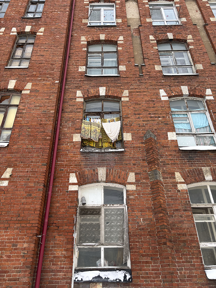 Морозовский городок (Двор Пролетарки) в Твери: история и архитектура (фото Олег Д., январь, 2026)