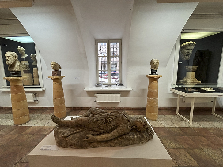 Галерея искусств Зураба Церетели (фото Олег Д., январь, 2026)