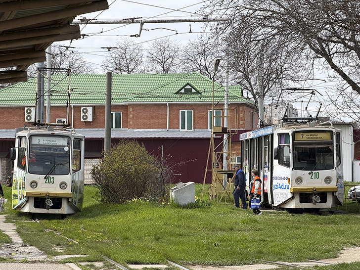 Пятигорский трамвай: необычная городская достопримечательность (фото Олег Д., весна, 2026)