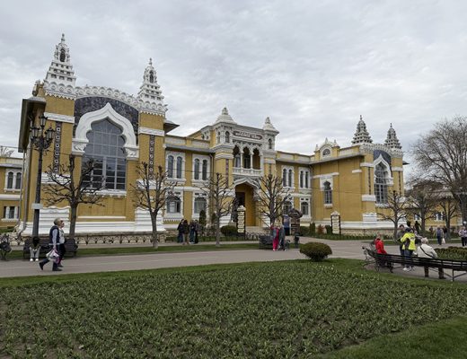 Заключительный день в Кисловодске - прогулка по парку и вылет домой (фото Олег Д., весна, 2026)