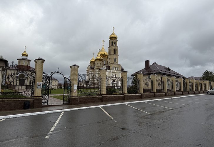 Духовно-православный центр Вятский Посад в Орле (фото Олег Д., весна, 2026)