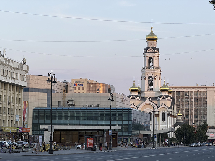 Прогулка по Екатеринбургу (фото Олег Д., лето, 2026)